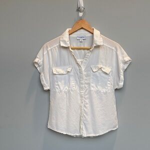 Evereve White Button-Down Shirt
